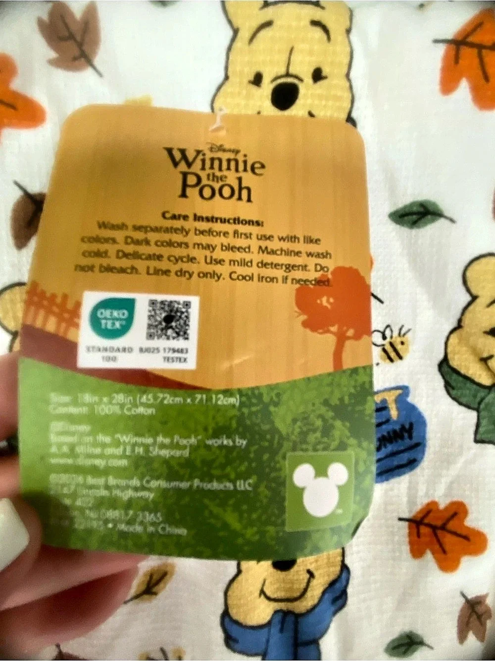 BRAND NEW!! Disney Winnie the Pooh Set of 2 Kitchen Towels White & Yellow NWT
